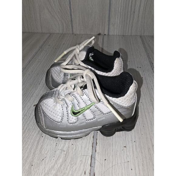 Nike Shox Baby Sneakers Green Low Top Lace Up Silver Toddlers Shoes 3C - Picture 6 of 7